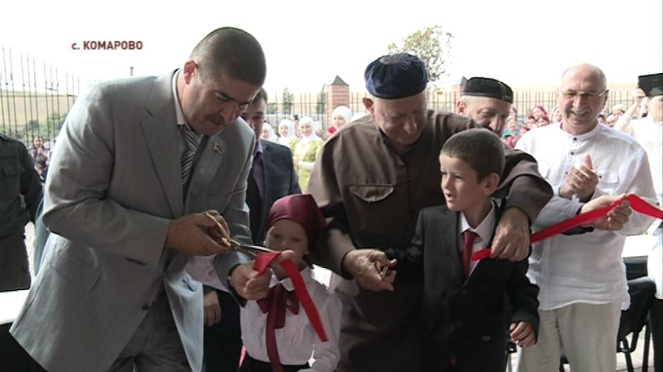 В День знаний в с.Комарово состоялось торжественное открытие новой школы 