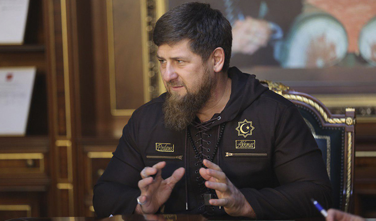 Рамзан Кадыров: Правоохранительные органы оперативно установили личности уничтоженных бандитов 