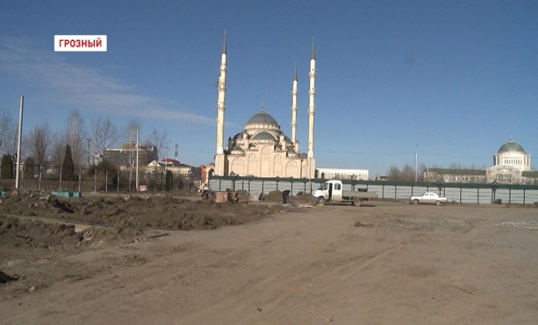 Строительство башни «Ахмат Тауэр» в Грозном идет активными темпами 