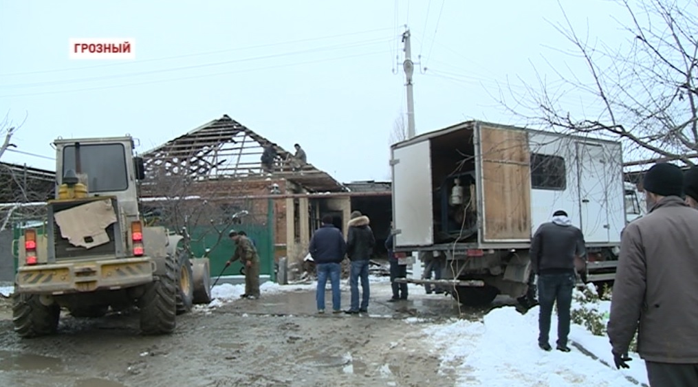 Фонд Кадырова оказал помощь семье Хамидовых, пострадавших от страшного пожара