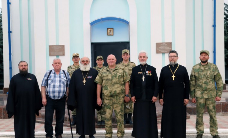 Командующий ОГВ(с) провел встречу с делегацией священнослужителей окормляющих Росгвардию