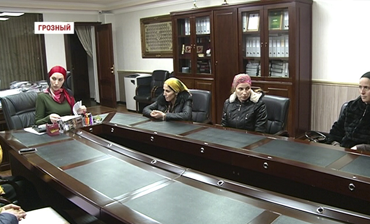 Пятеро тяжелобольных детей получили помощь от Регионального фонда имени Ахмат-Хаджи Кадырова