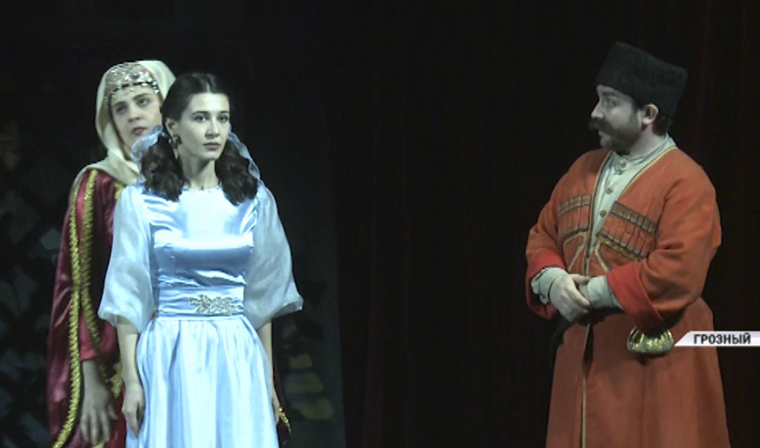 Актеры Кабардинского драмтеатра начали год с гастролей по Чеченской Республике 