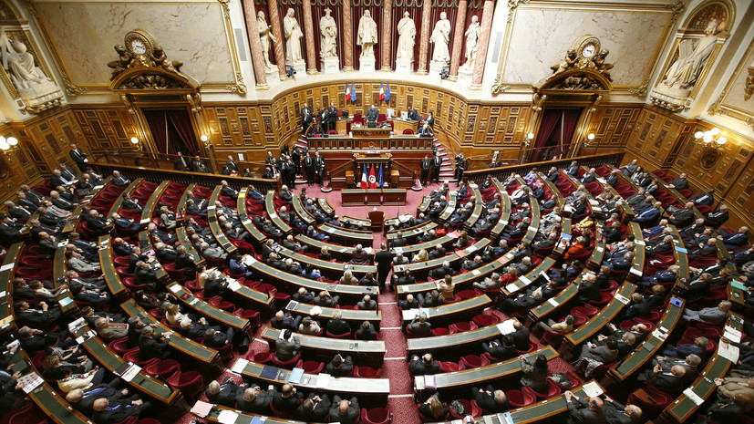 Сенат Франции принял резолюцию постепенного смягчения антироссийских санкций