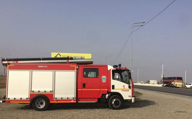 В Чечне вдоль федеральной трассы Р-217 выставлены мобильные посты пожарных