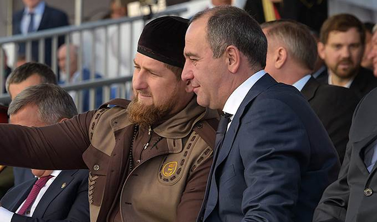 Рамзан Кадыров поздравил Карачаево-Черкесию с Днем республики