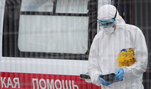 За сутки в России выявили 5 462 случая заражения коронавирусом