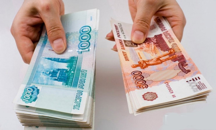 Россиянам рассказали о новых правилах выплаты аванса работникам