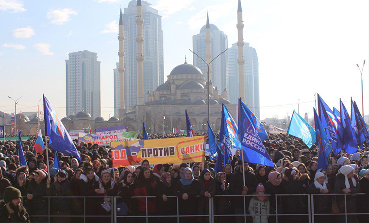 Более 170 тысяч человек приняли участие в акции &quot;Россия в моем сердце!&quot; в Грозном 