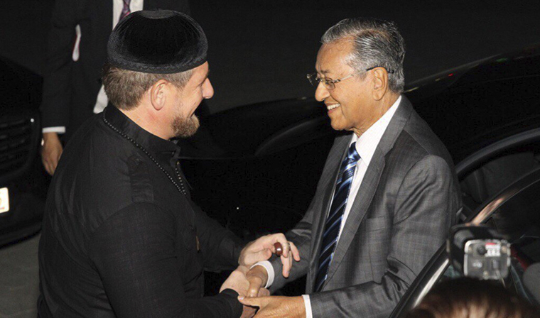 Рамзан Кадыров поздравил Махатхира Мохамада с избранием на пост премьер-министра Малайзии