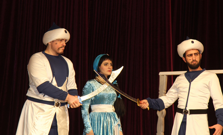 В театре Нурадилова состоялась сдача спектакля «Новые приключения Алладина»