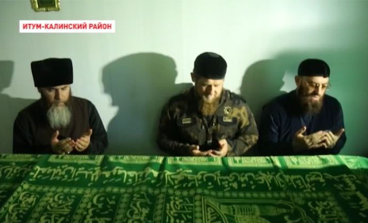 Паломничество Рамзана Кадырова по святым местам продолжается 