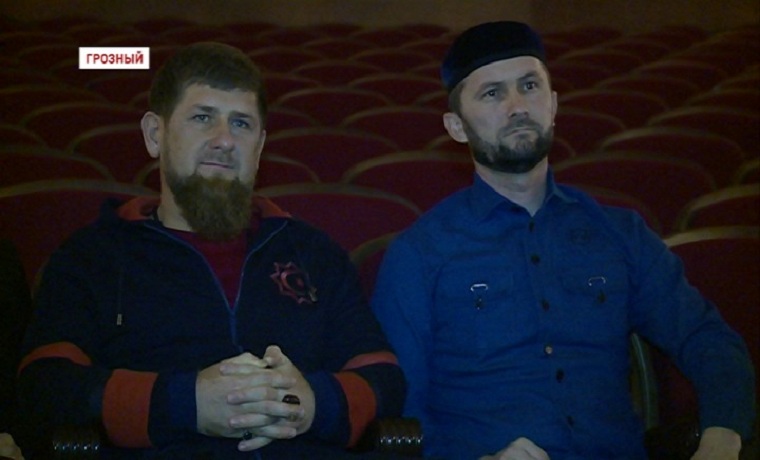 Рамзан Кадыров посетил репетицию ансамбля &quot;Заманхо&quot;