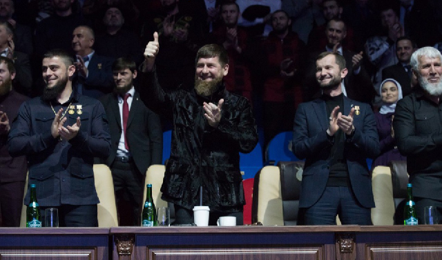 В Грозном состоялась 10-я юбилейная церемония вручения премии «Национальная пятерка-2018»