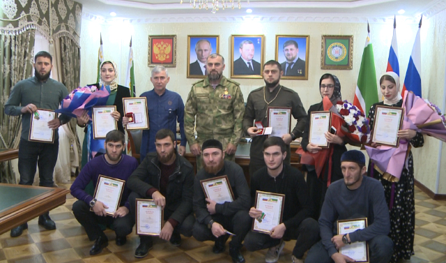 В Управлении Росгвардии по ЧР чествовали отличившихся сотрудников телекомпаний Чечни