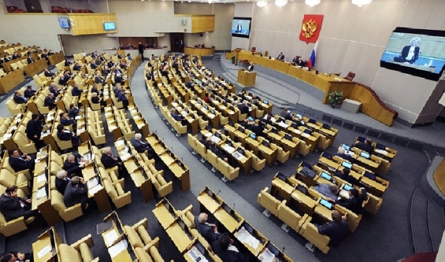 Госдума приняла закон о ежегодном повышении минимального размера оплаты труда на 117 рублей 