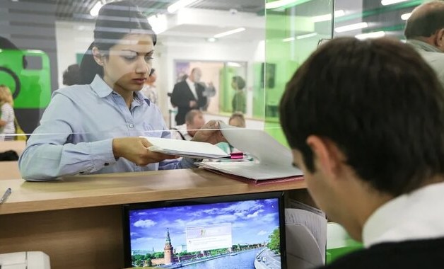 МИД РФ заявил о приостановке оформления электронных виз для иностранцев
