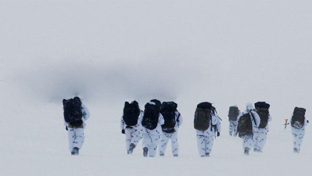 Чеченский спецназ и съемочная группа ВГТРК продолжают освоение Арктики в экстремальных условиях