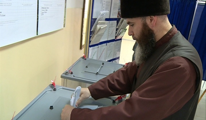 В числе первых избирателей проголосовал муфтий Чечни