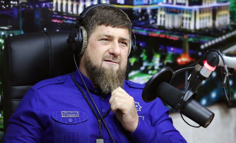 Рамзан Кадыров поздравил работников радиовещания с профессиональным праздником