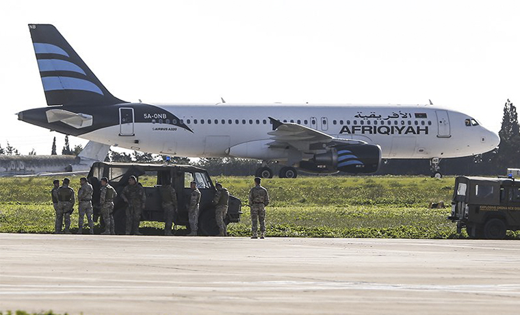 СМИ: Угонщики захватили самолёт A320 ливийских авиалиний 