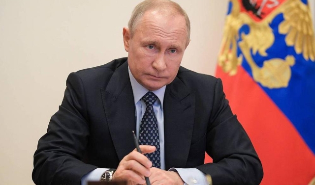 Владимир Путин: специалисты считают пройденным пик коронавируса в России
