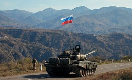 В Ереван прибыла новая группа российских миротворцев