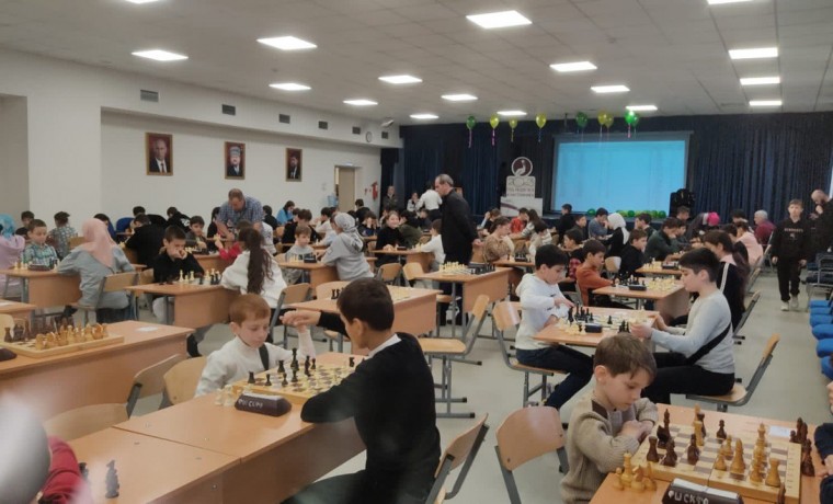 В Грозном прошел шахматный турнир на Кубок "ИН-форматио" по быстрым шахматам