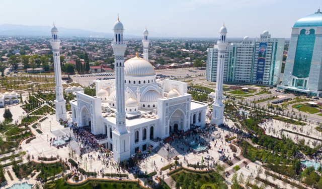 В Шали открыли самую большую в Европе мечеть «Гордость мусульман» 