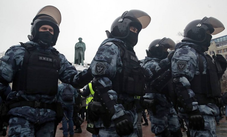 Полиция задержала Сайд-Мухаммада Джумаева за драку с бойцами ОМОН на митинге в Москве