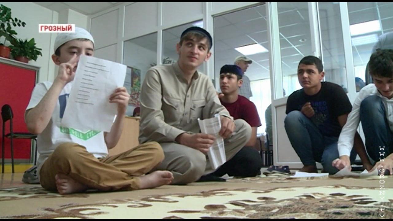 Первый конкурс чтецов Корана среди глухонемых прошел в Чечне