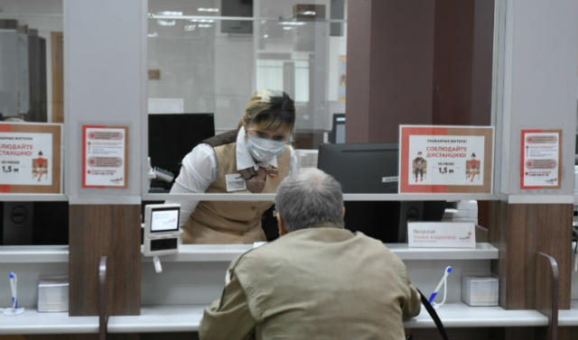 Регистрировать машины можно будет в МФЦ