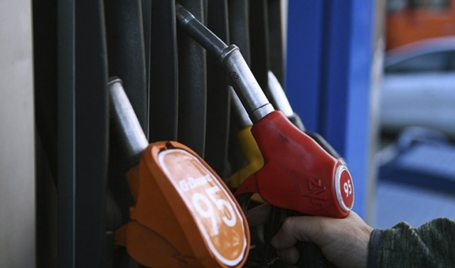 Владельцы независимых АЗС получили право повышать цены на топливо