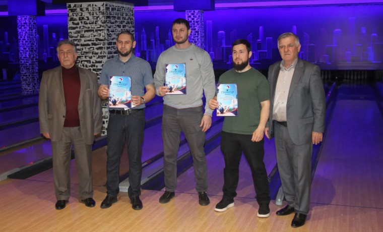 В Грозном прошёл турнир по боулингу, посвящённый 25-летию РТРС