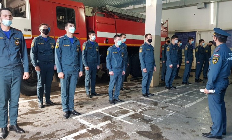 Курсанты Ивановской пожарно-спасательной академии проходят практику в ЧР