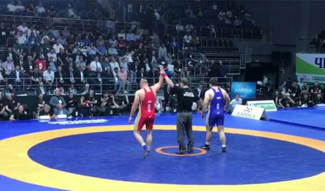 Чеченский борец  одержал победу на турнире в Болгарии
