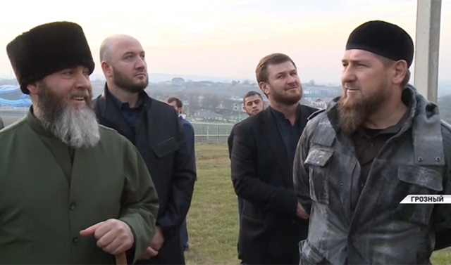 Рамзан Кадыров посетил с инспекцией поселок Алды 