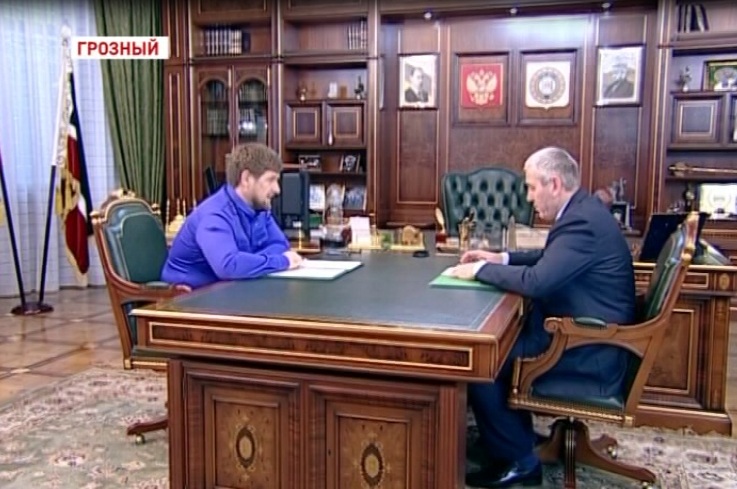 Р. Кадыров обсудил исполнение майских Указов Президента России с министром образования и науки ЧР