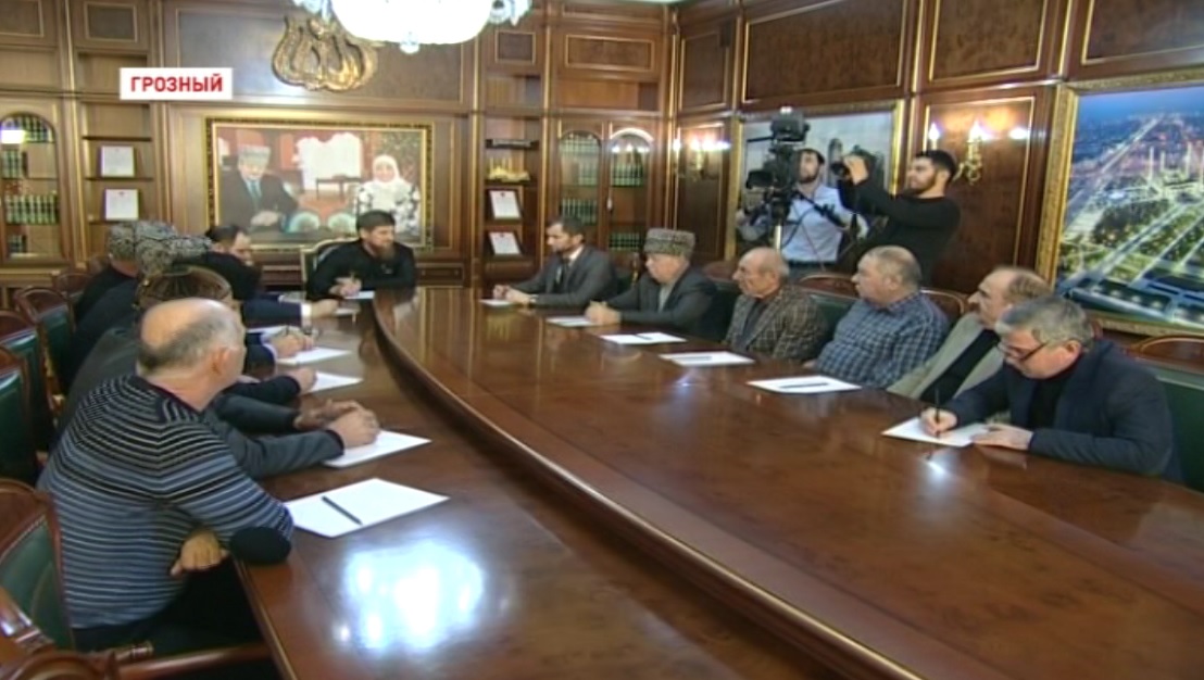 В Грозном прошло совещание Рамзана Кадырова с членами Совета по культуре