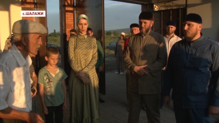 Ид аль-Фитр в новом доме встречает  семья Хамбатыровых из села Шалажи