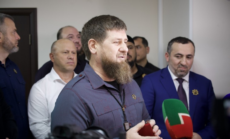 Рамзан Кадыров поздравил с профессиональным праздником работников чеченского телевидения