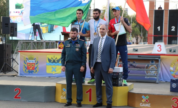 Шамхан Кубаев победил в Чемпионате чрезвычайного ведомства РФ по пожарно-спасательному спорту