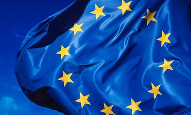 Евросоюз заявил о готовности дать жесткий ответ на решение США о вводе пошлин на сталь и алюминий