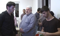 Фонд Кадырова вручил ключи от нового дома сиротам, потерявшим родителей в страшной автокатастрофе