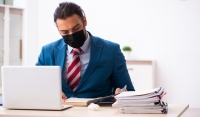 Роспотребнадзор напомнил об офисных правилах профилактики COVID-19