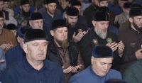 Рамзан Кадыров совершил утренний намаз в мечети имени Абдулхамида Кадырова в Центарое
