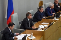 Депутатам РФ пригрозили вычетом из зарплаты за прогулы