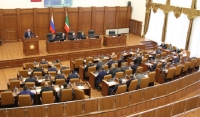 В Парламенте ЧР единогласно поддержали законопроект о повышении пенсий малообеспеченным пенсионерам