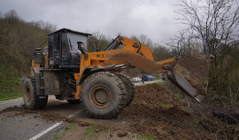В Веденском районе оперативно устраняют последствия стихии| грозный, чгтрк