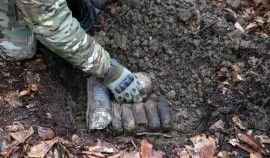 Военнослужащие ОГВ(с) уничтожили боеприпасы в Чеченской Республике| грозный, чгтрк
